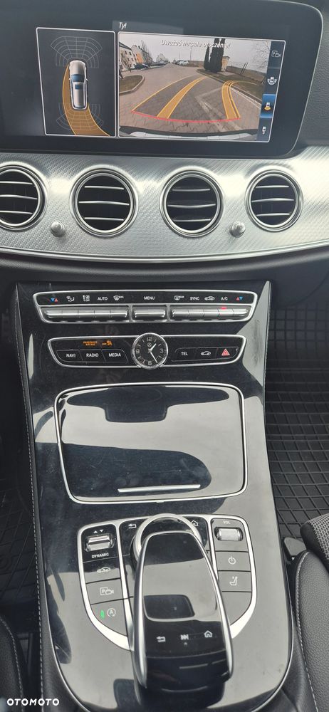 Mercedes-Benz Klasa E 220 d 4-Matic All-Terrain - 19