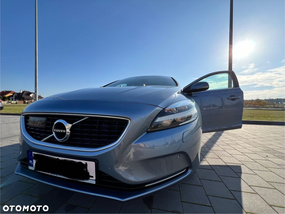 Volvo V40 - 23