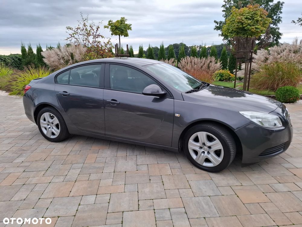 Opel Insignia 1.6 Design Edition - 26