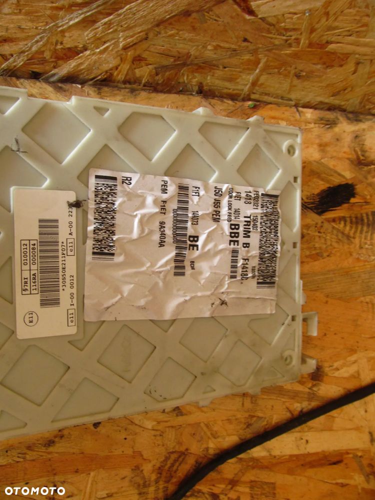 Skrzynka Bezpieczników Ford Focus MK3 1.6 TDCI F1FT-14A073-BE - 2