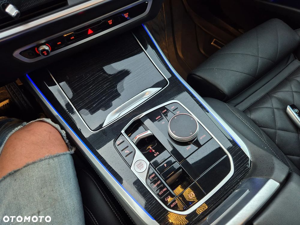 BMW X5 xDrive30d sport - 28