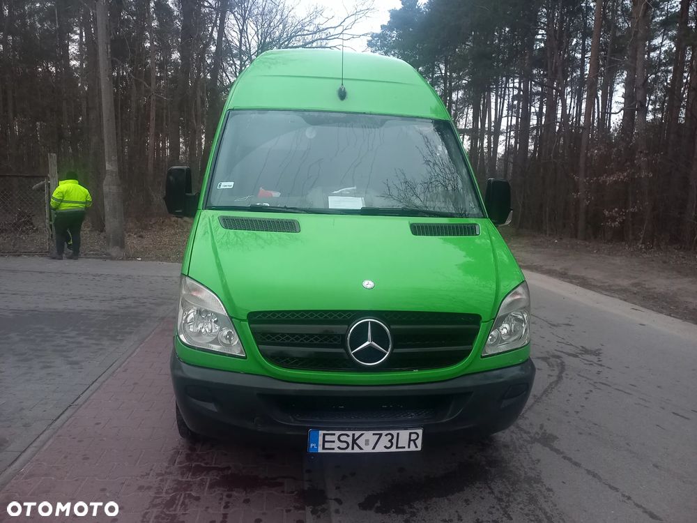 Mercedes-Benz Sprinter 906 311 - 7