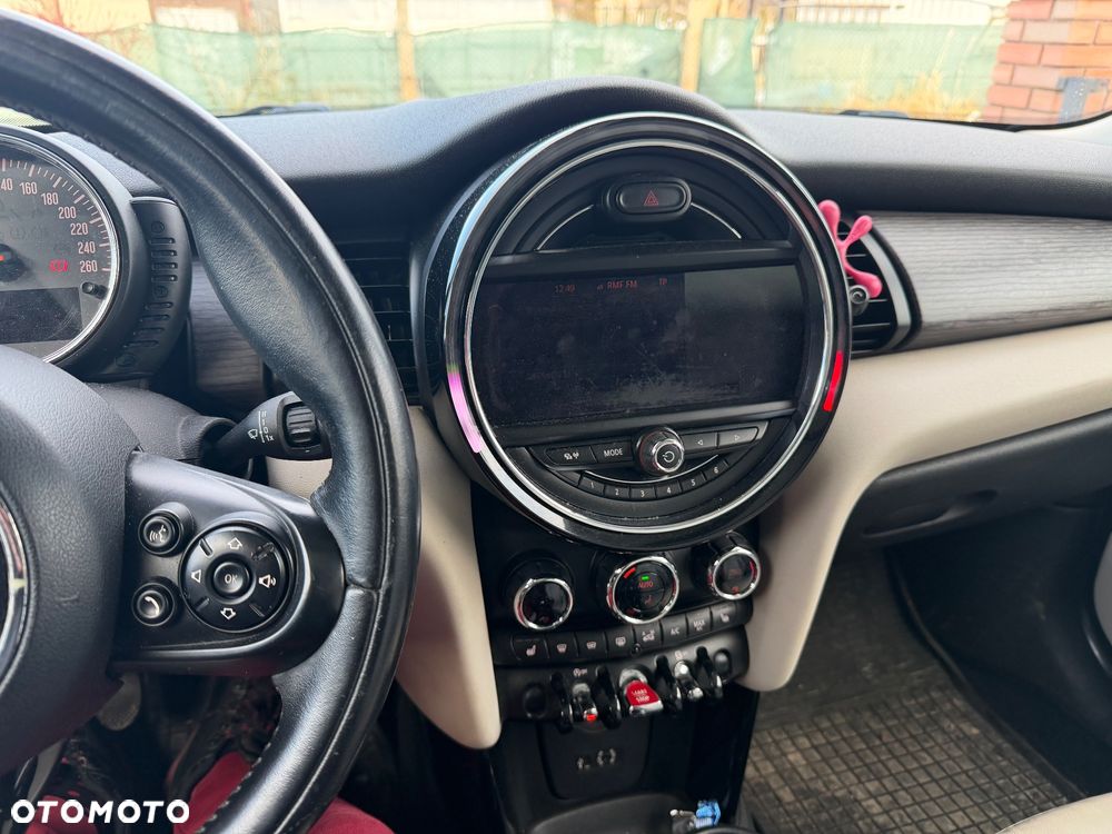MINI Cooper D Metropolitan - 11