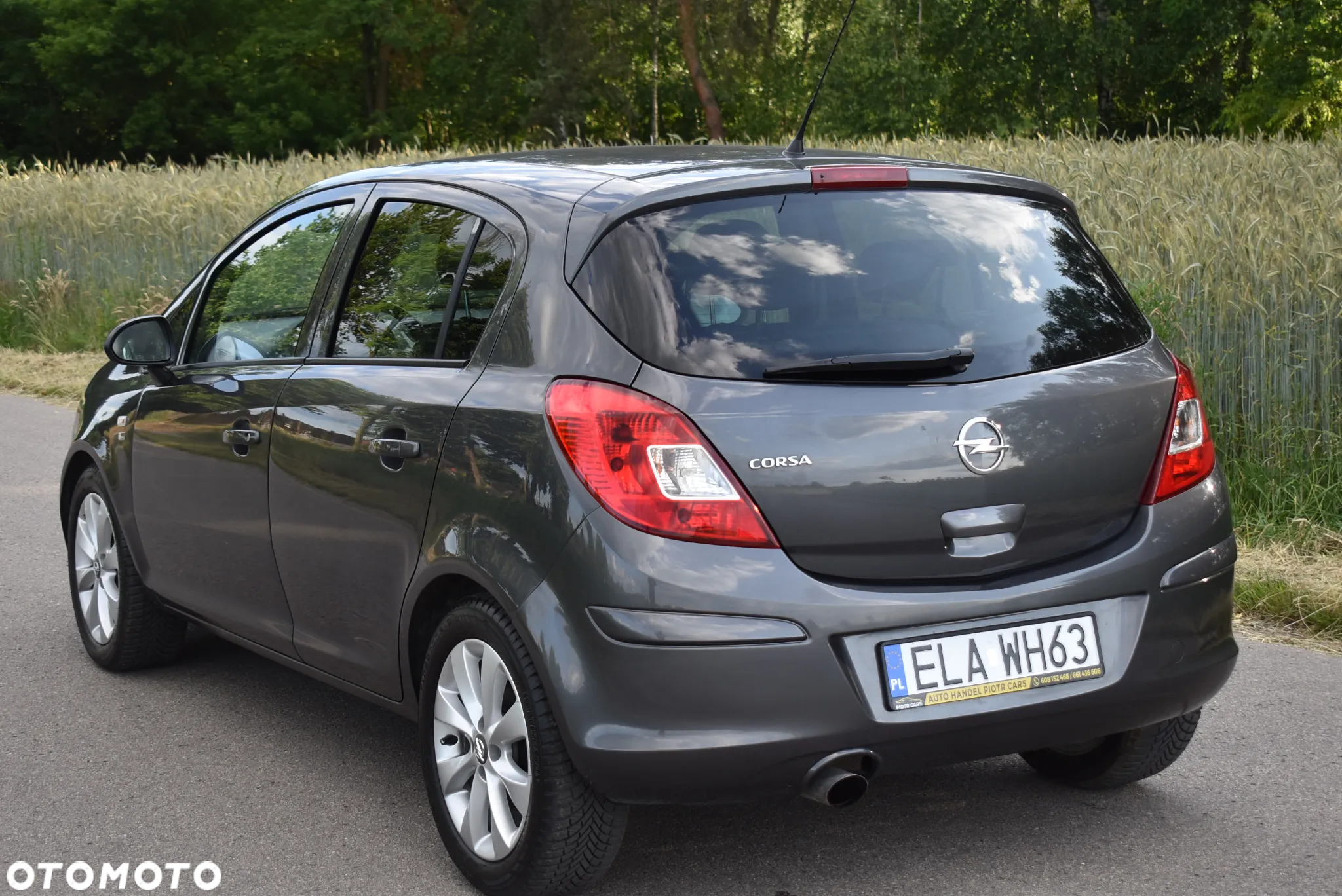 Opel Corsa 1.4 16V 150 Jahre - 9