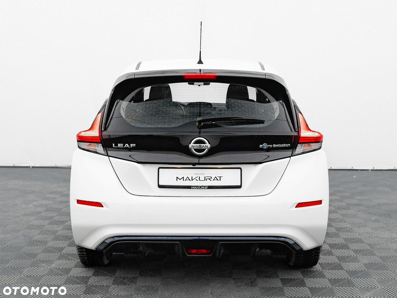 Nissan Leaf - 11
