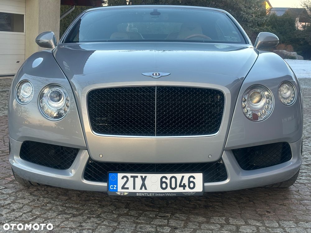 Bentley Continental GT V8 Convertible - 8