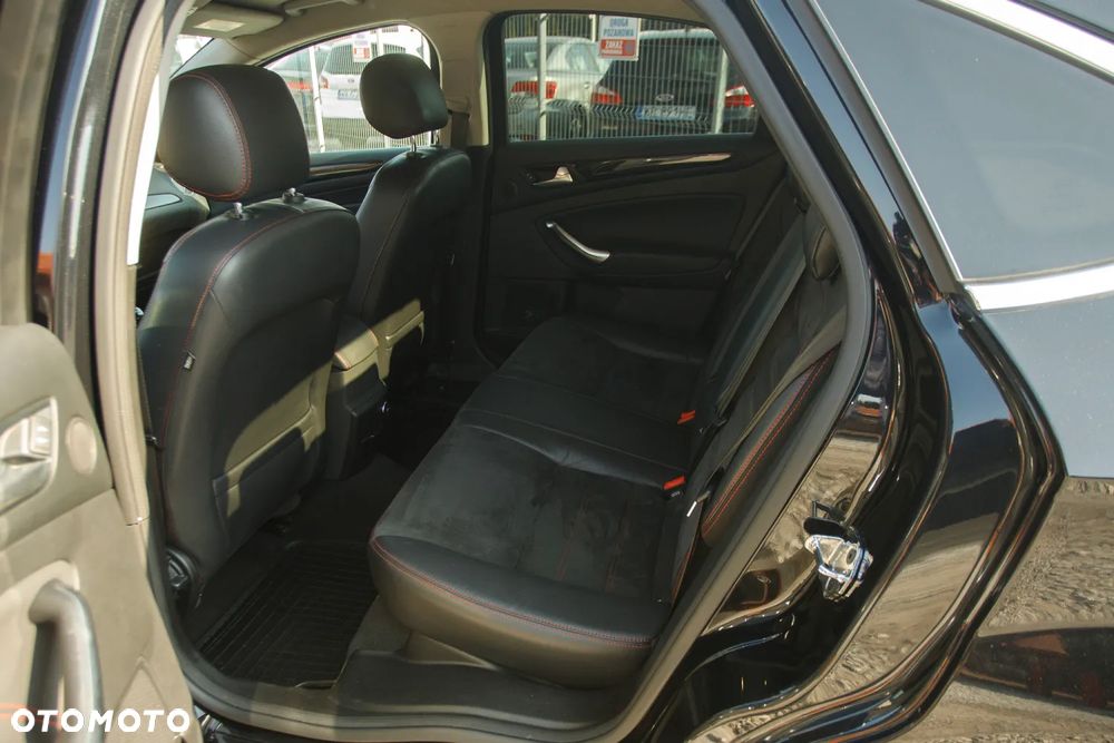 Ford Mondeo 2.0 TDCi Titanium S - 31