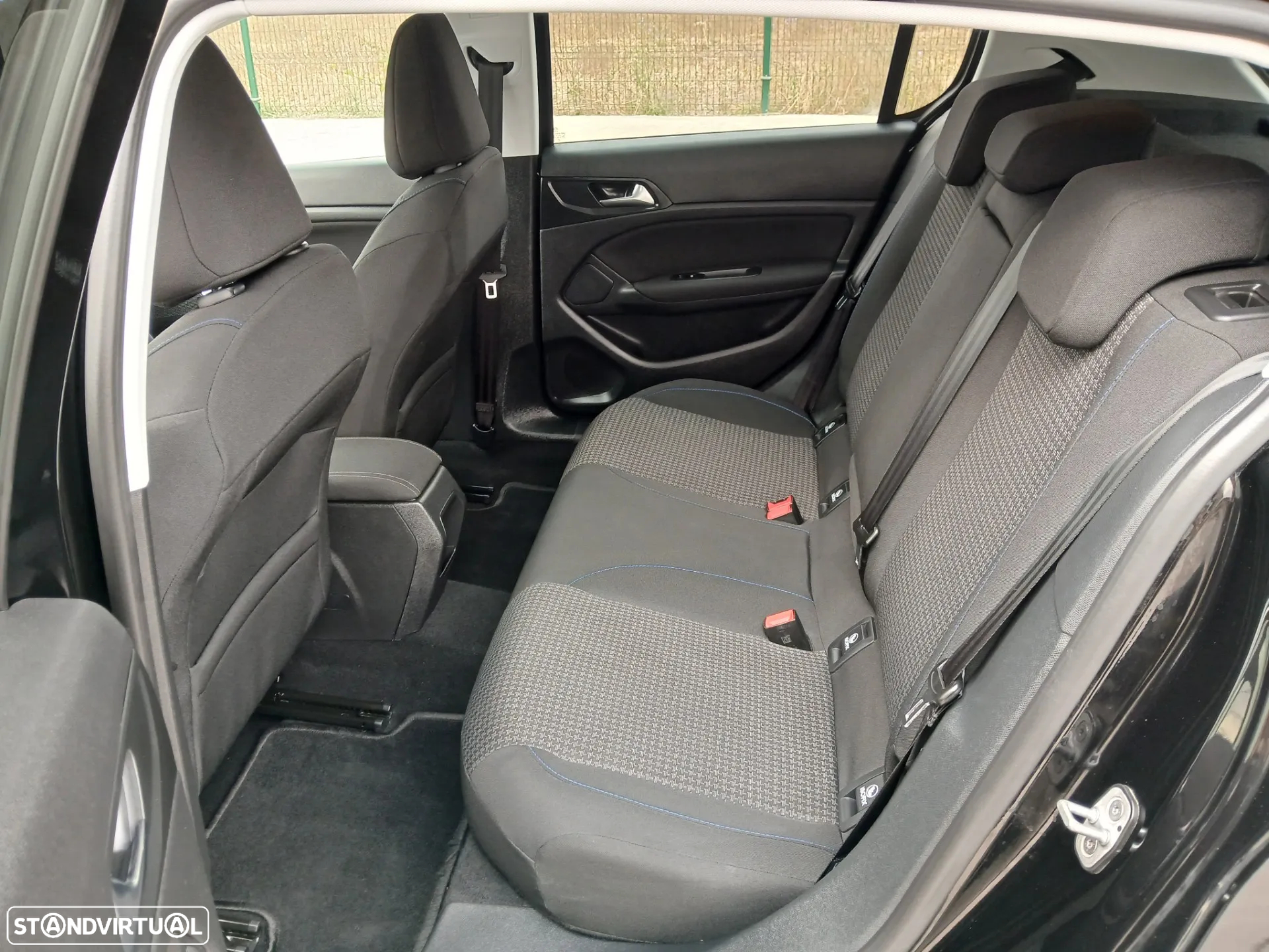 Peugeot 308 1.5 BlueHDi Style - 15