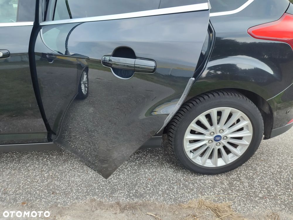 Ford Focus 1.5 EcoBoost Titanium ASS - 16