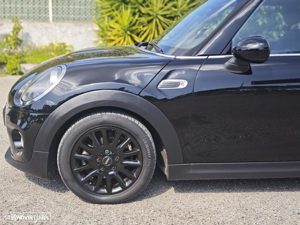 MINI Cabrio Cooper Auto - 20
