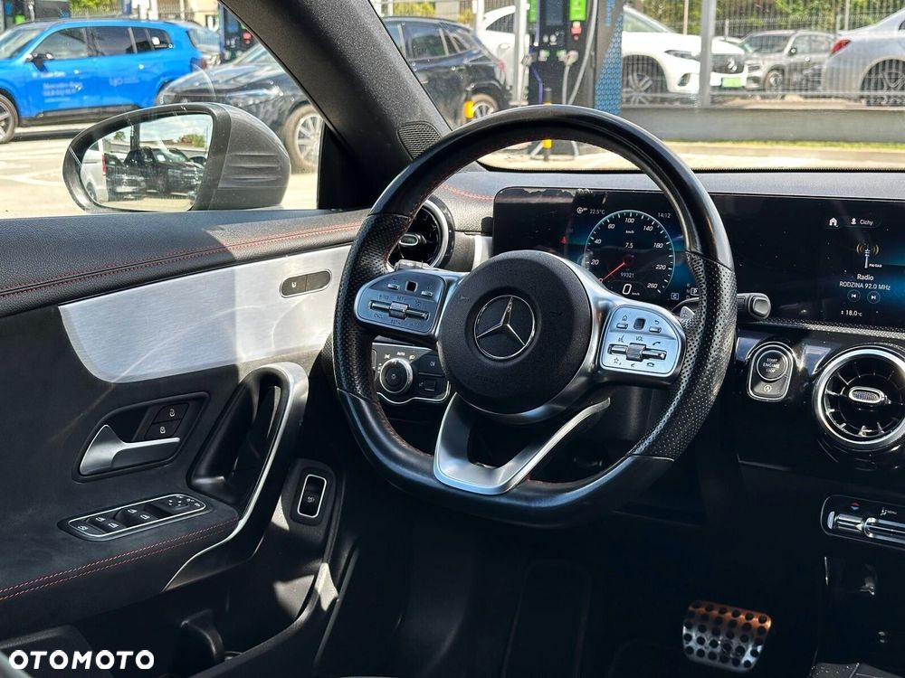 Mercedes-Benz CLA - 15