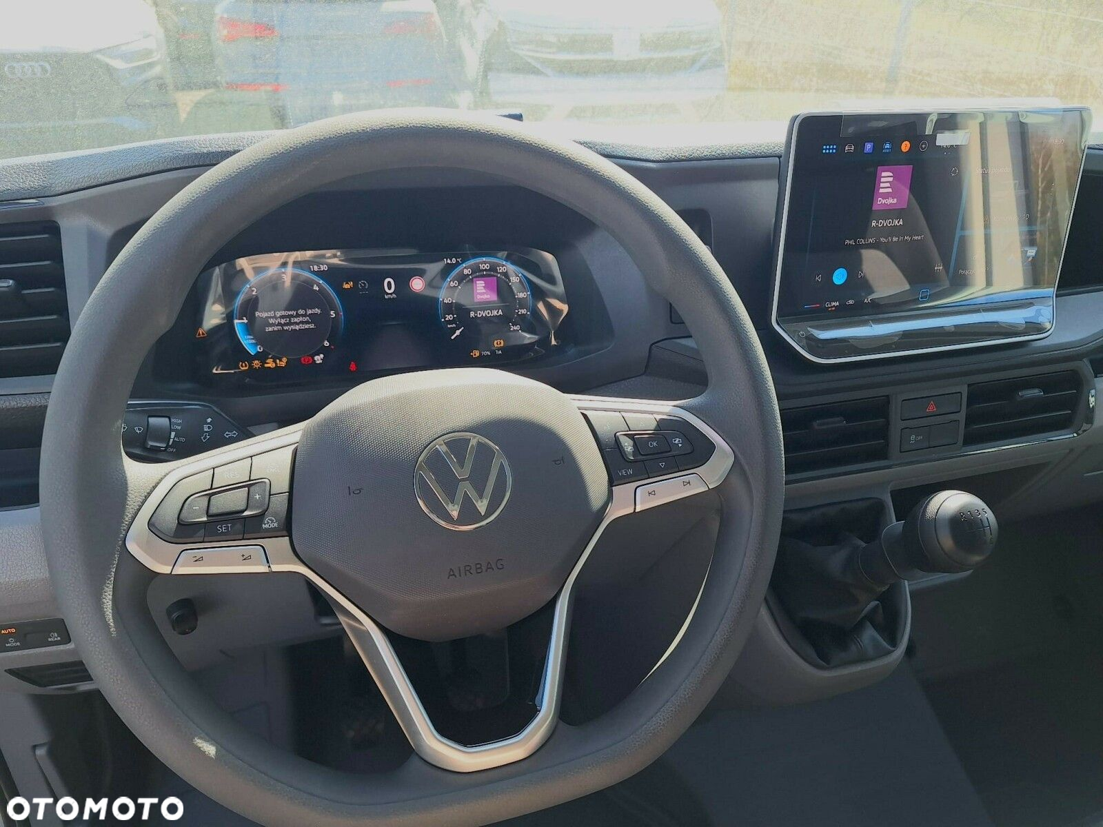 Volkswagen Crafter Crafter 35 Podwozie z pojedynczą kabiną silnik: 2,0 l EURO VI SCR 163 KM / skrzynia biegów: Przedni napęd manualna 6-biegowa rozstaw osi: 4490 mm - 6