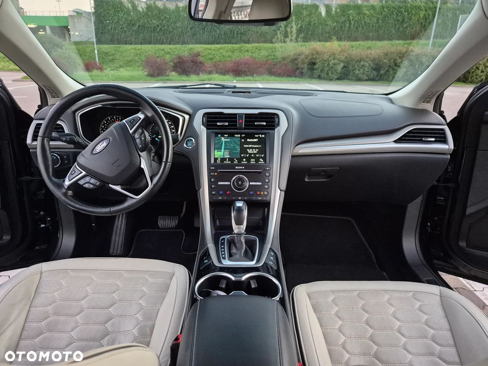 Ford Mondeo - 19
