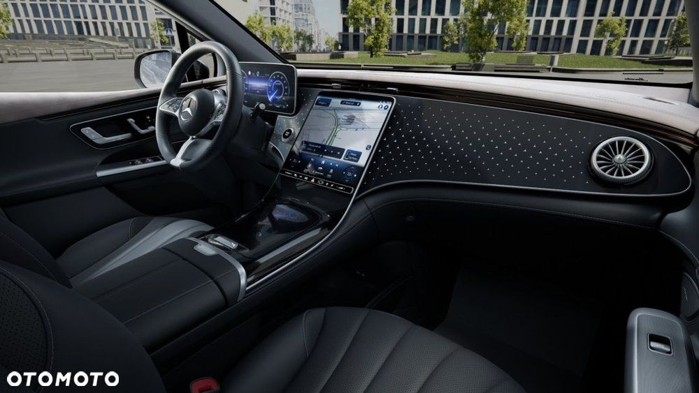 Mercedes-Benz EQE - 7