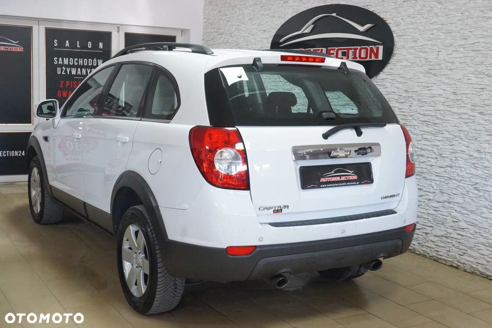 Chevrolet Captiva 2.2 Diesel 2WD LS - 4