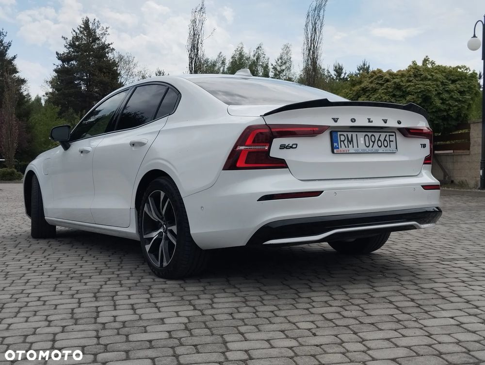 Volvo S60 T8 Recharge AWD Plus Dark - 10