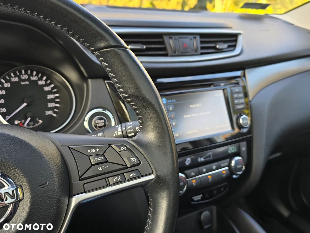 Nissan Qashqai 1.6 DIG-T Tekna - 19