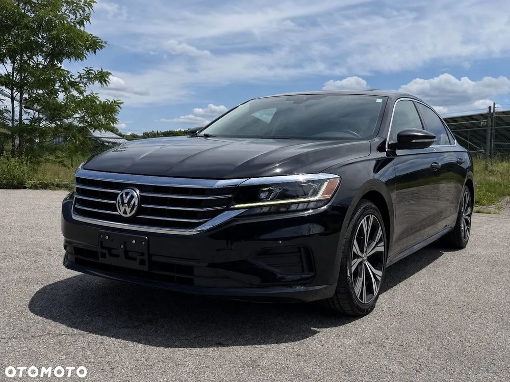 Volkswagen Passat - 2