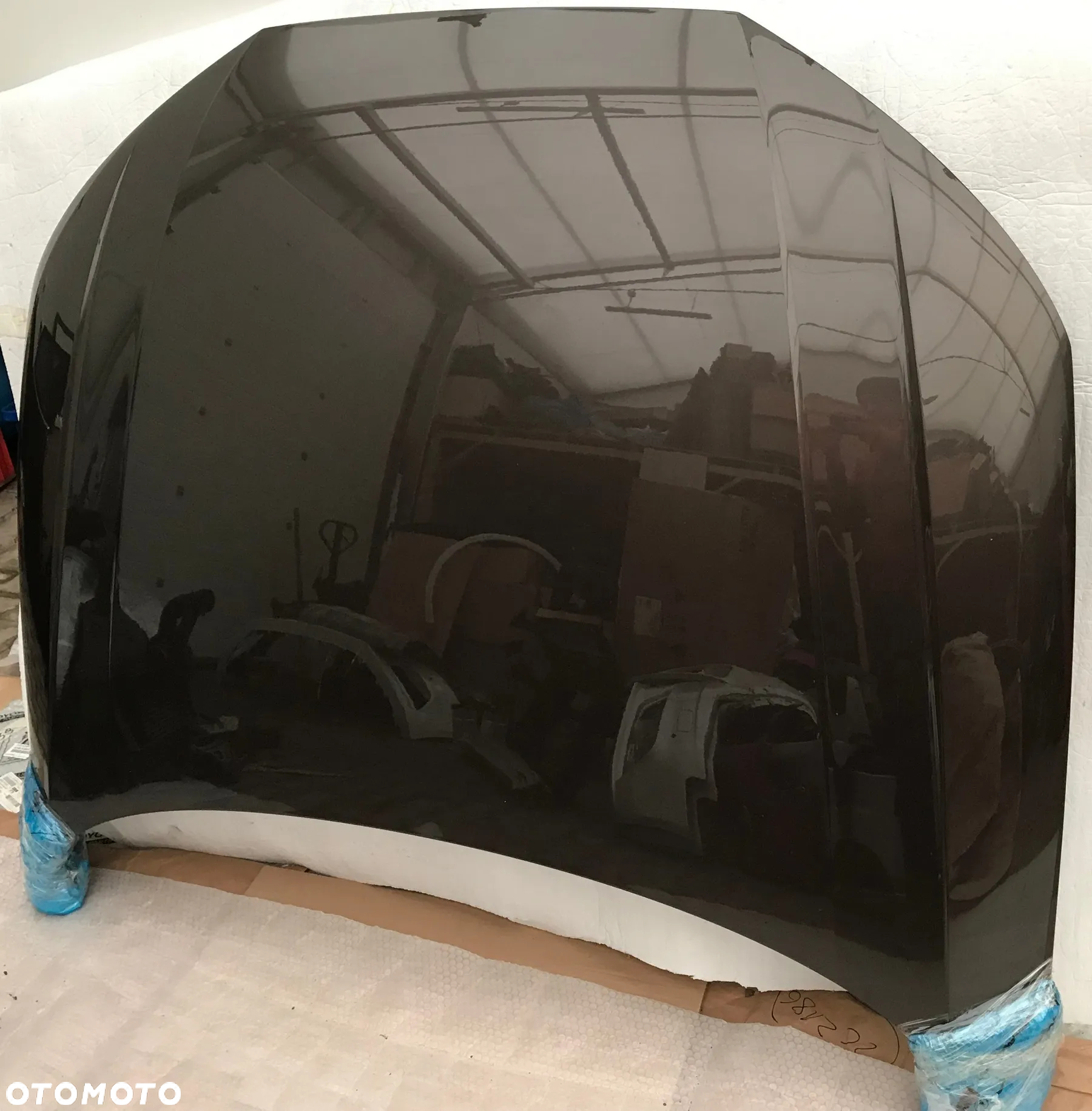 Audi A4 B9 8W maska pokrywa silnika LY8S - 2