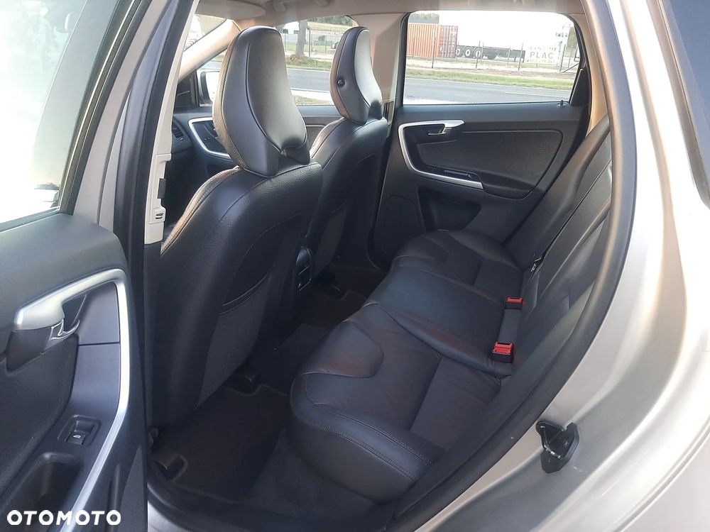 Volvo XC 60 D3 Ocean Race - 20