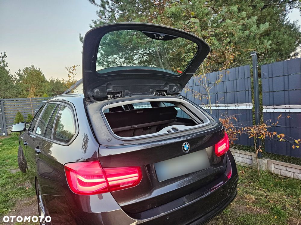 BMW Seria 3 330d Touring xDrive Sport-Aut Luxury Line - 20