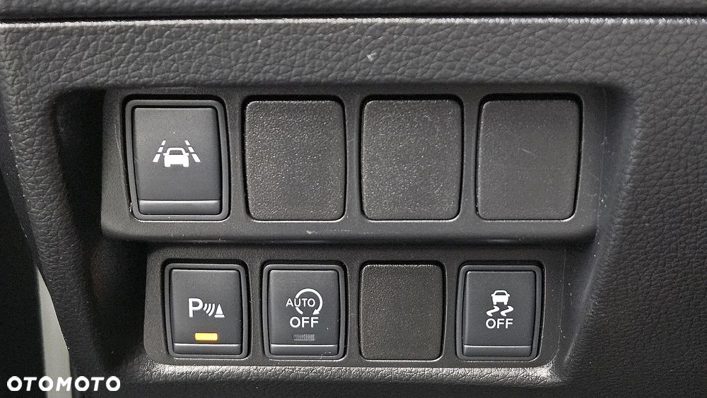 Nissan Qashqai 1.6 DIG-T N-Connecta - 35