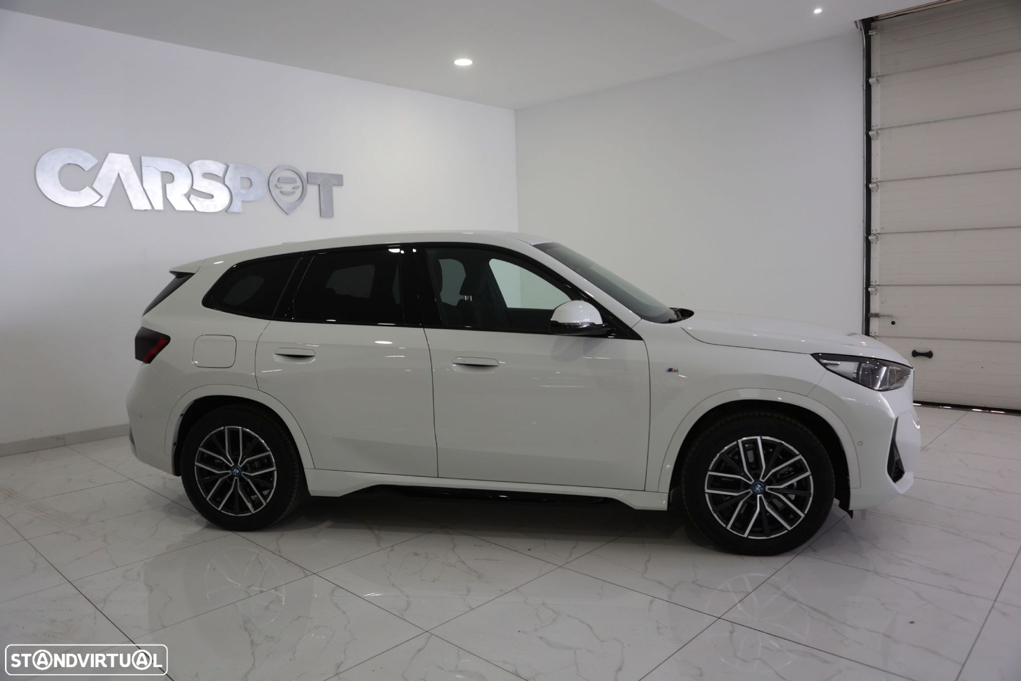 BMW iX1 xDrive30 Pack Desportivo M - 5