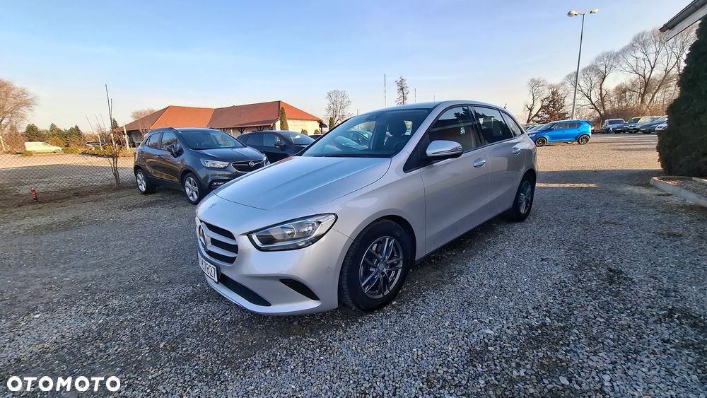 Mercedes-Benz Klasa B 180 d 8G-DCT Style - 4