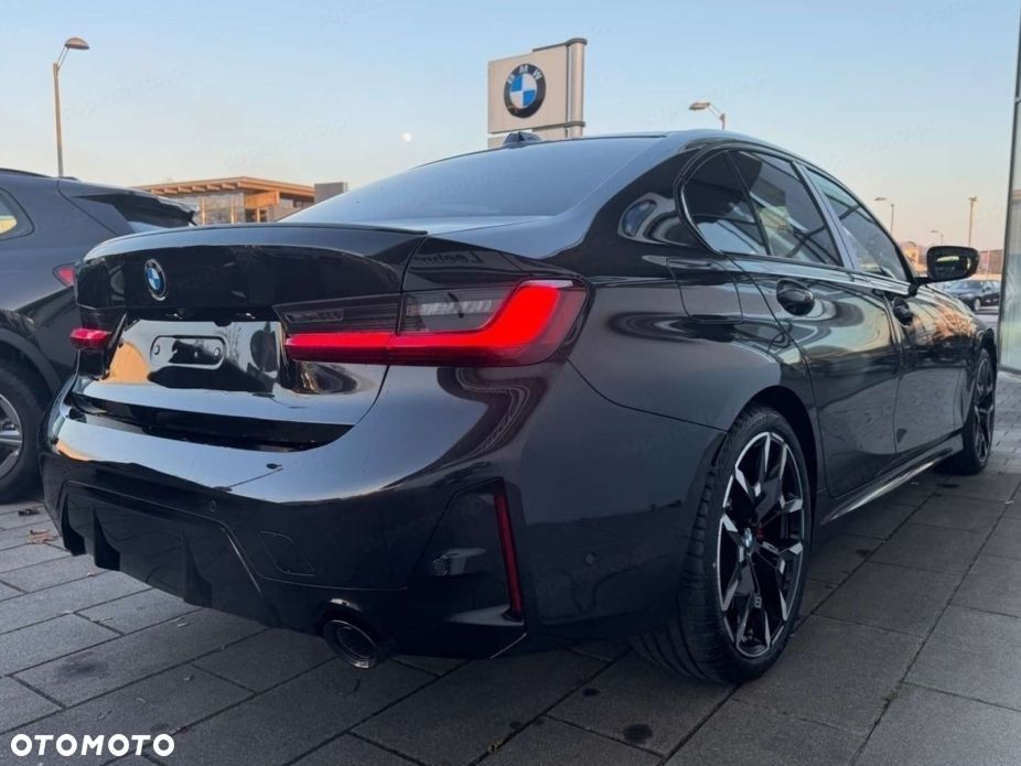 BMW Seria 3 330i xDrive M Sport sport - 5