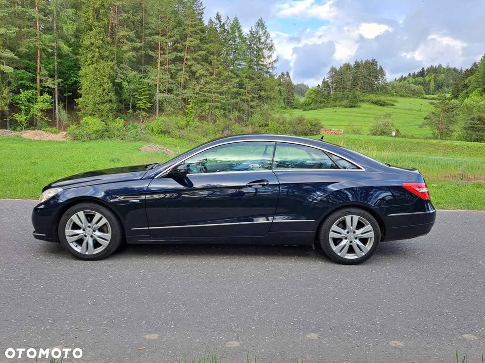 Mercedes-Benz Klasa E - 9