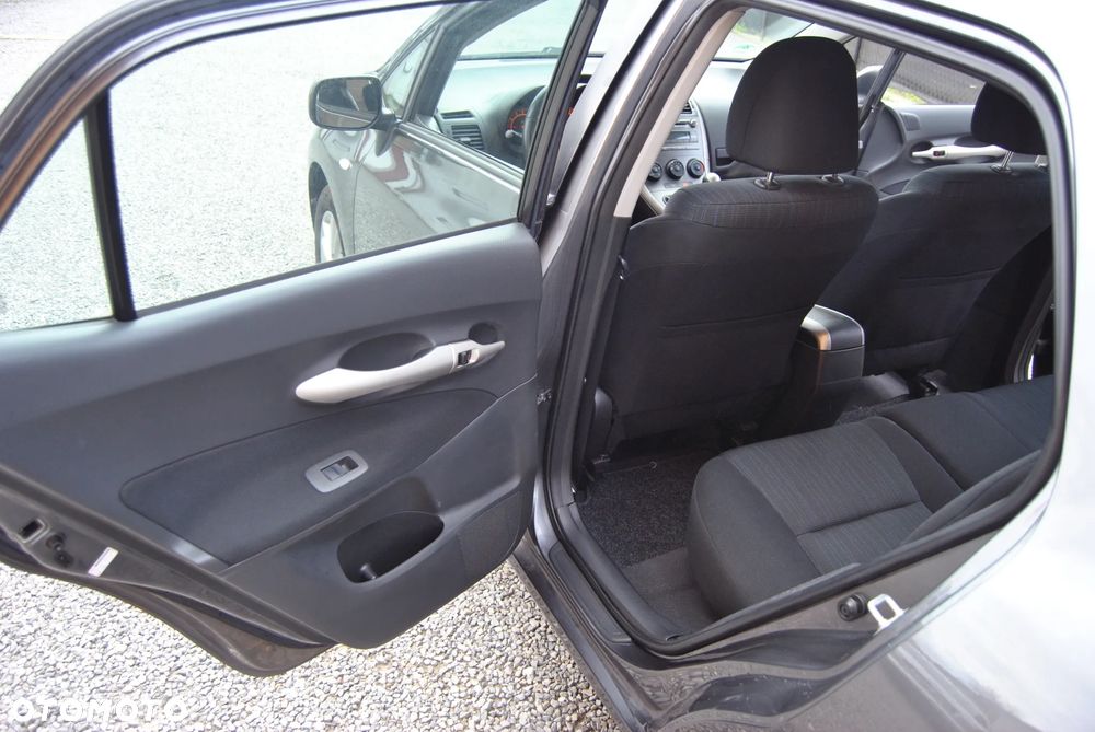Toyota Auris 1.6 VVT-i Prestige - 28