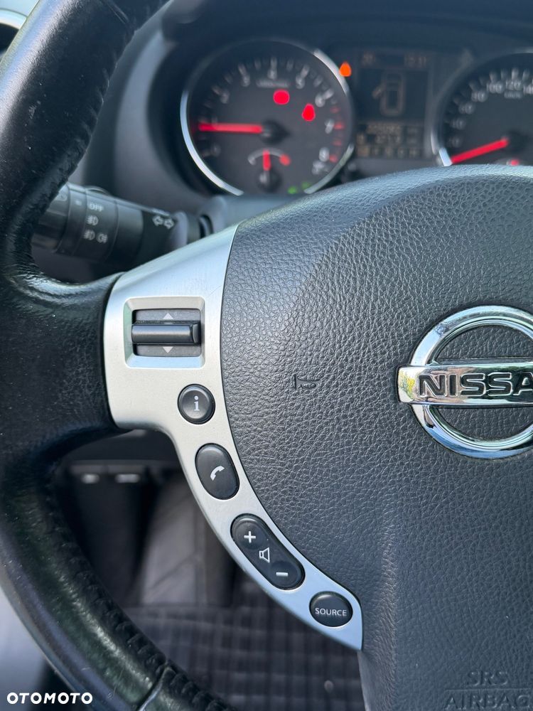 Nissan Qashqai - 24