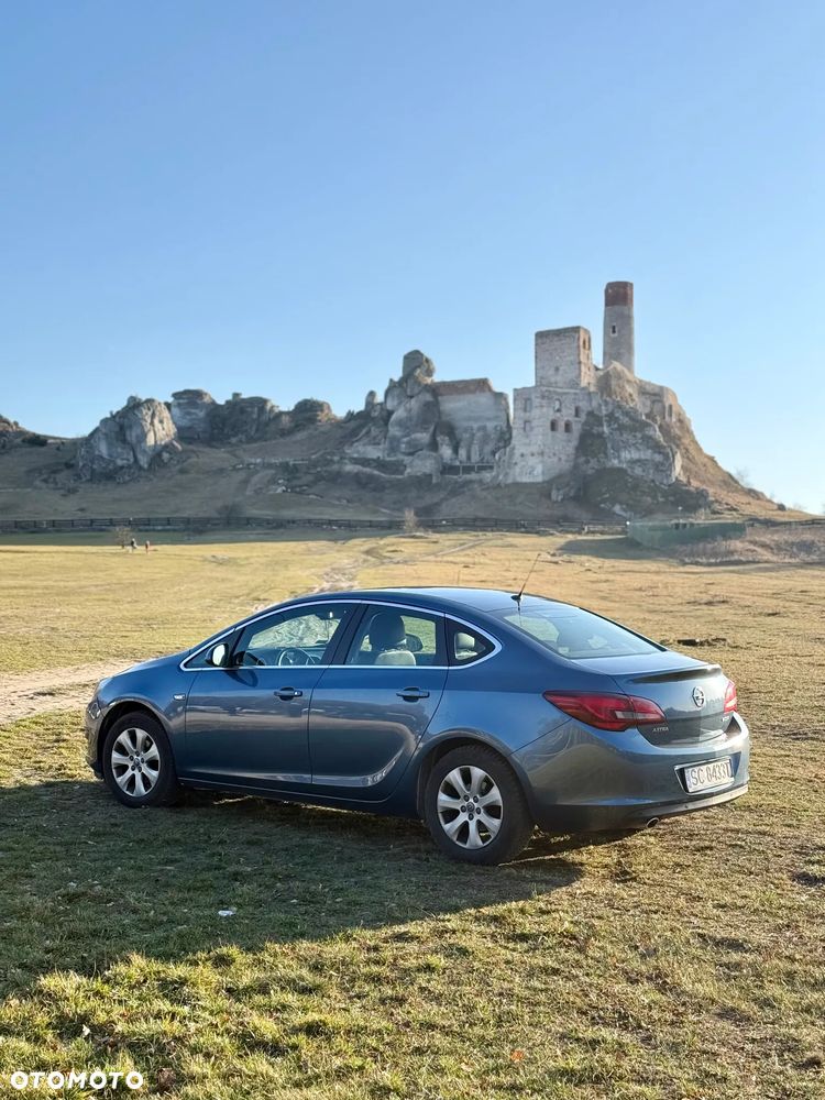 Opel Astra 1.4 T Active EU6 - 3