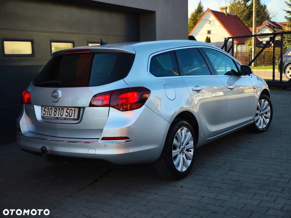 Opel Astra 1.4 T Cosmo EU6 - 3