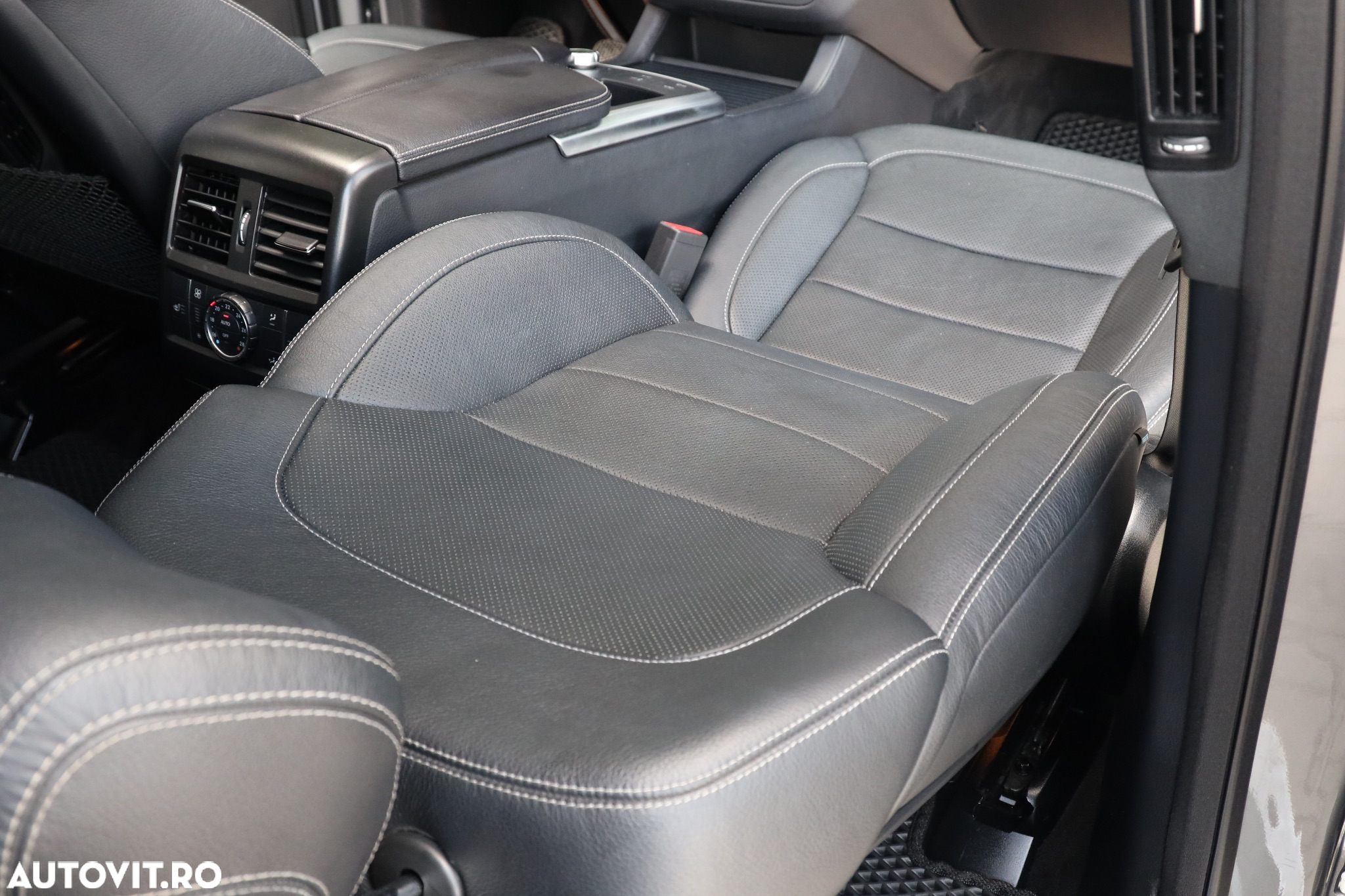 Mercedes-Benz GL 350 BlueTEC 4Matic 7G-TRONIC - 21