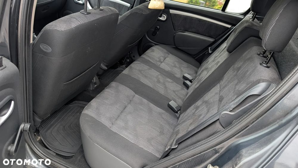 Dacia Sandero 1.6 Ambiance - 8