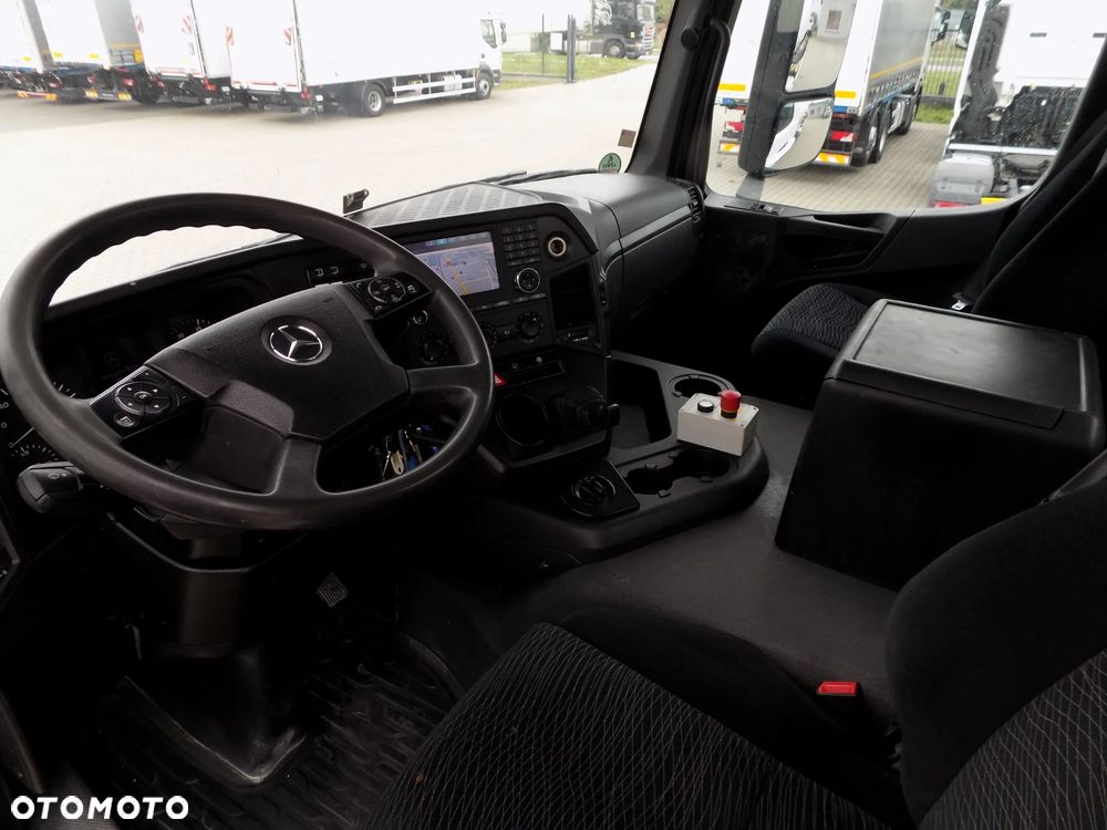 Mercedes-Benz 3243 AROCS - 11