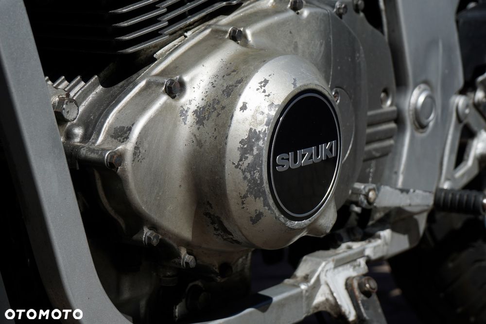 Suzuki GS - 10