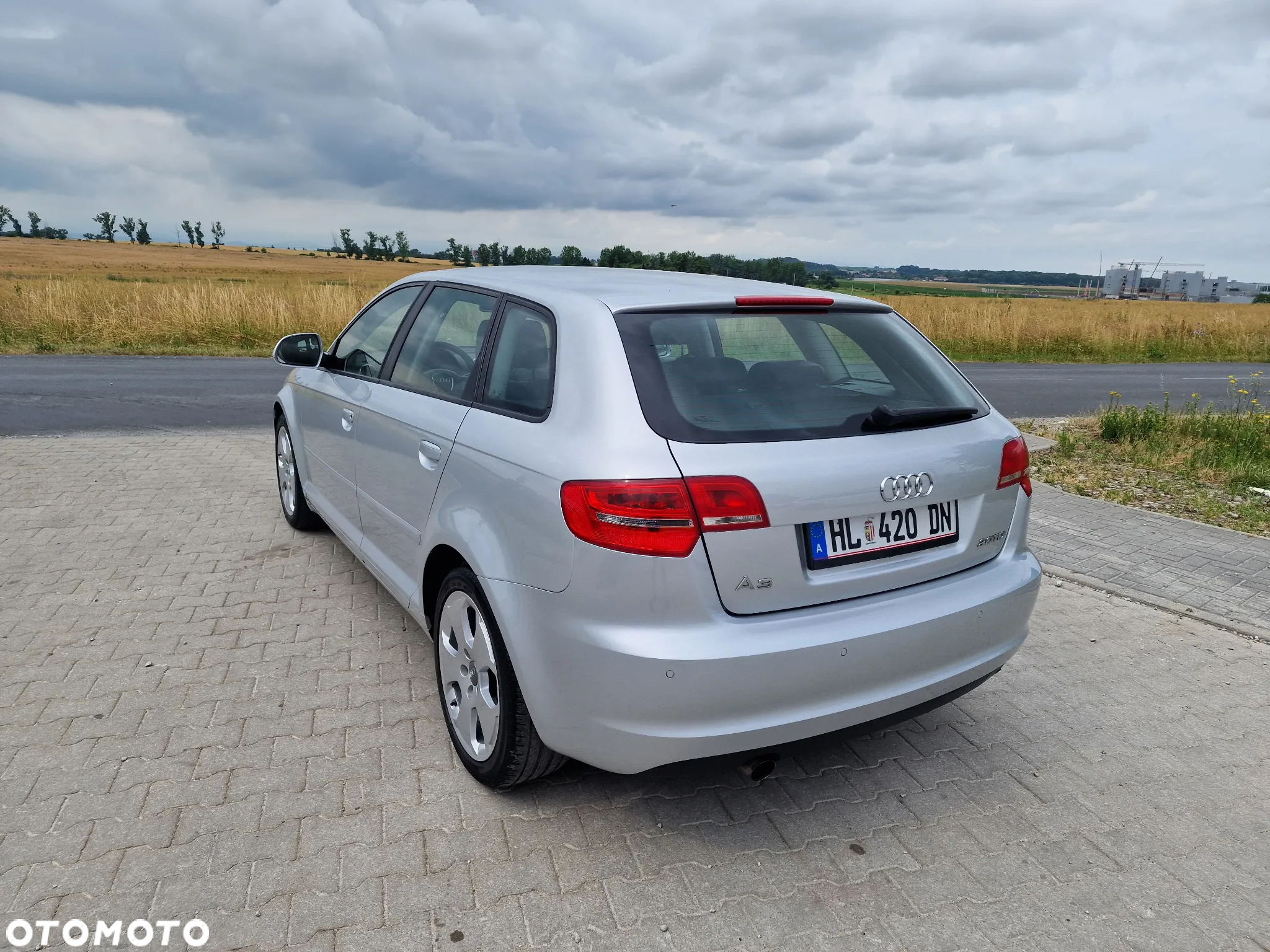 Audi A3 2.0 TDI Sportback DPF Attraction - 12