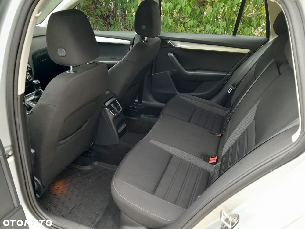 Skoda Octavia 1.0 TSI Style - 19