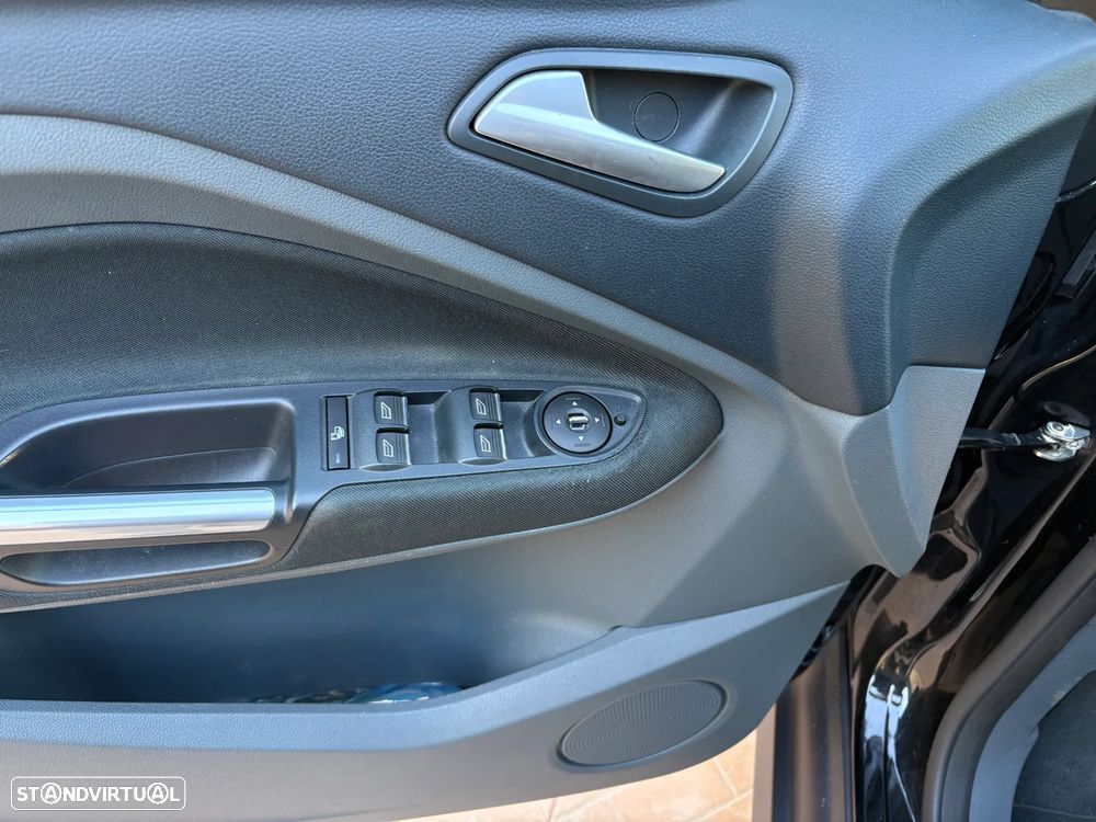 Ford Grand C-Max 1.6 TDCi Titanium - 21