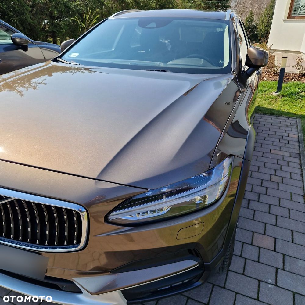 Volvo V90 D5 AWD Momentum - 29
