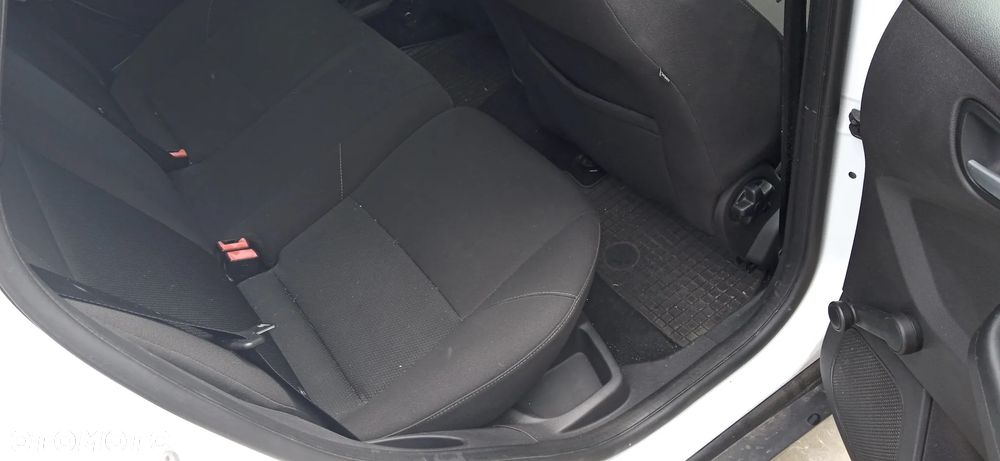 Ford Focus 1.6 TDCi Trend - 18