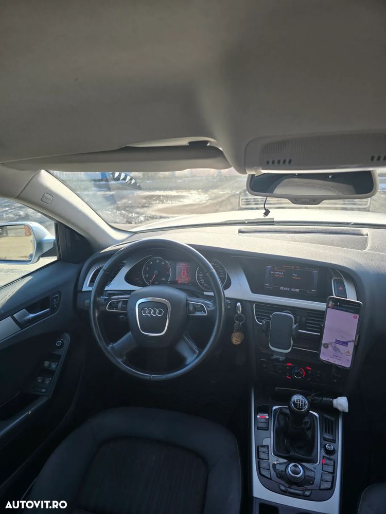 Audi A4 Avant 2.0 TFSI Ambiente - 8