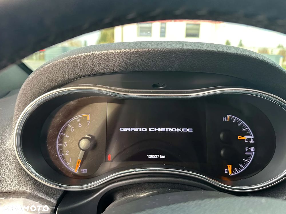 Jeep Grand Cherokee - 10