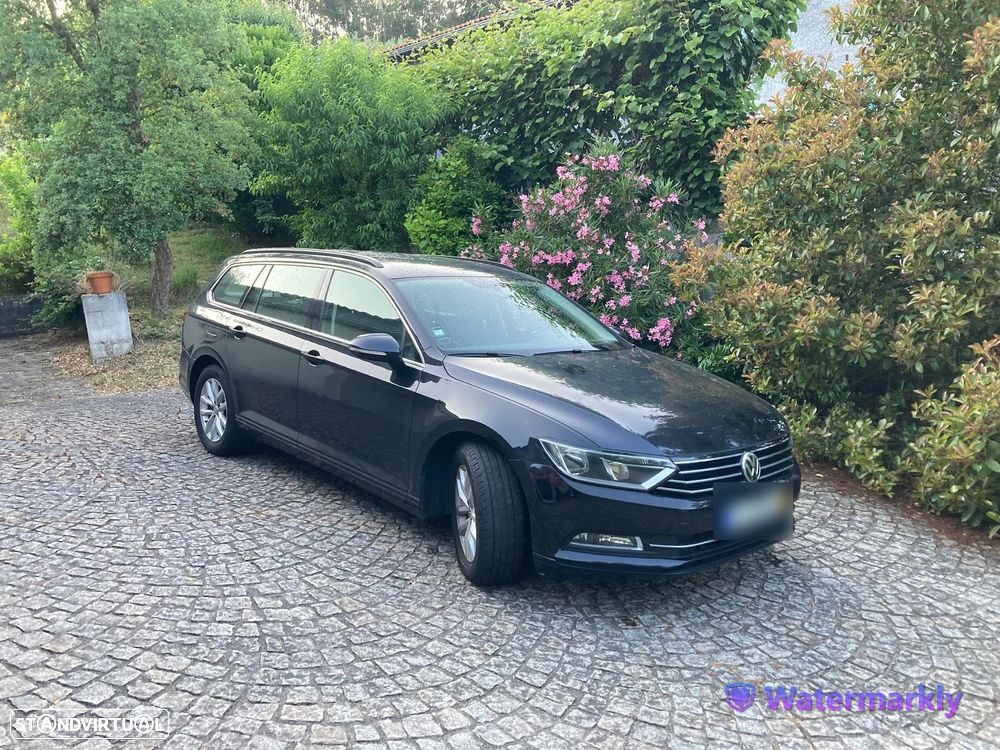 VW Passat Variant 1.6 TDI Confortline DSG - 1