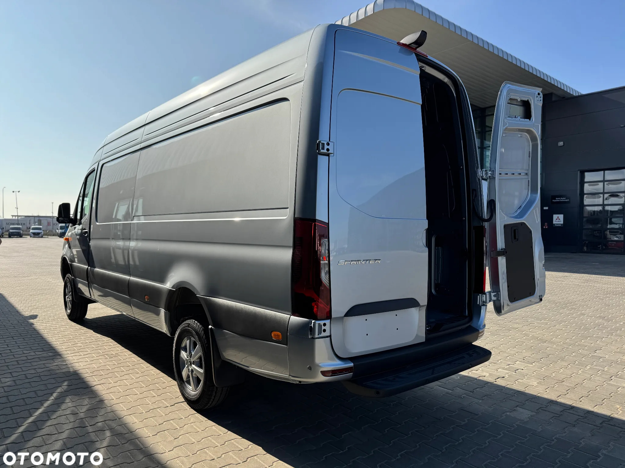 Mercedes-Benz Sprinter - 35