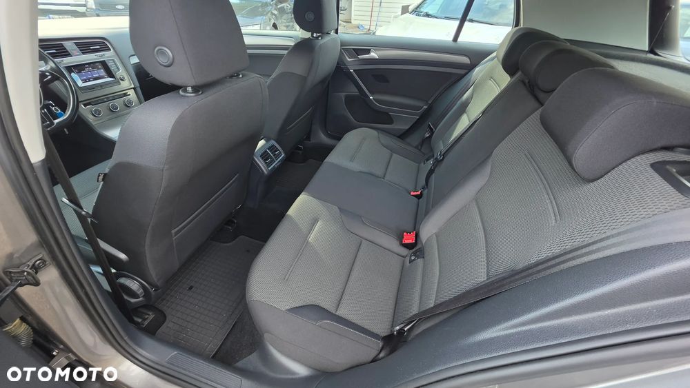 Volkswagen Golf 1.2 TSI Comfortline - 10