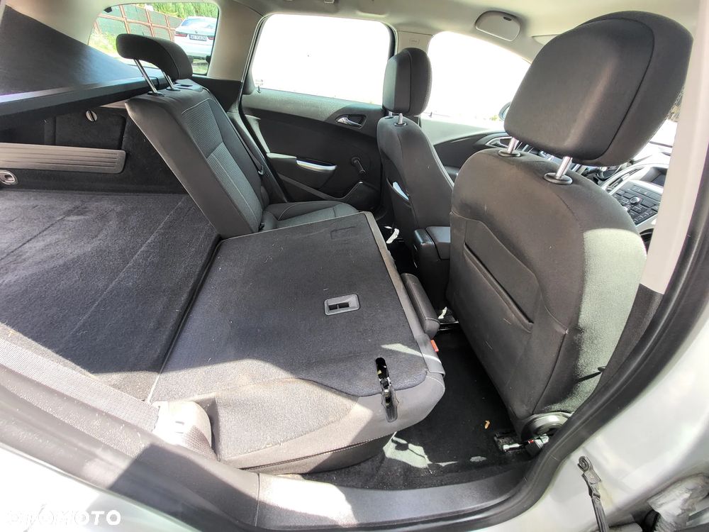 Opel Astra 1.4 T Active EU6 - 21
