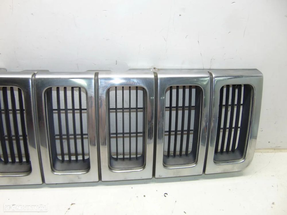 Grand Cherokee grelha - 3